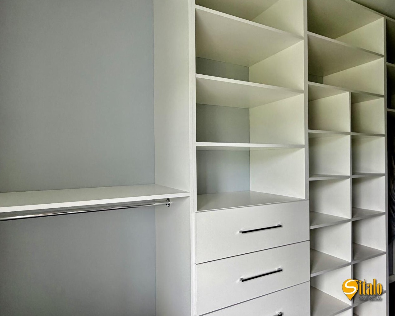 Продажа дома 380 м², 1-я Озерная ул.