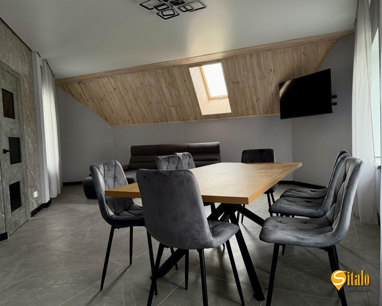 Продажа дома 380 м², 1-я Озерная ул.