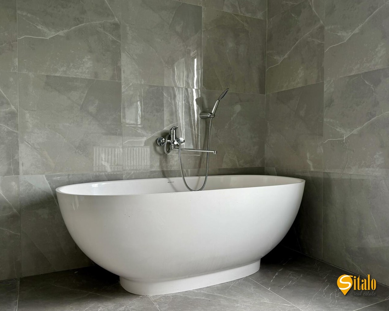 Продажа дома 380 м², 1-я Озерная ул.