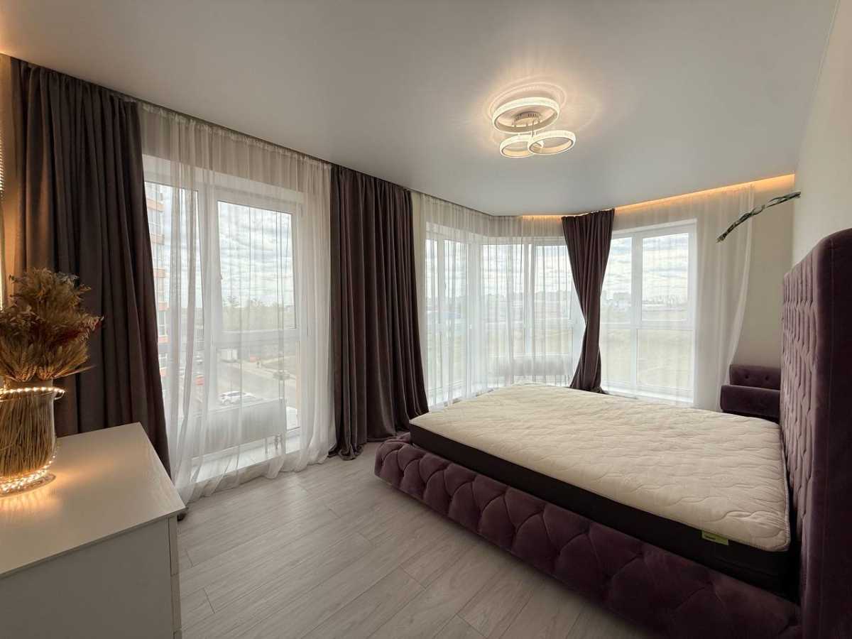 Продажа 3-комнатной квартиры 76 м², Героев Небесной Сотни просп., 26/15