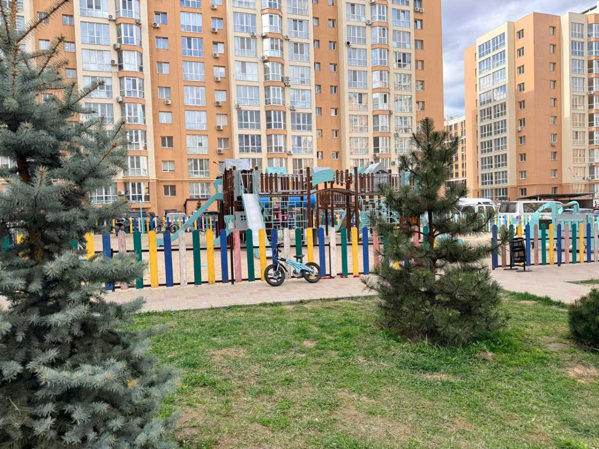 Продажа 3-комнатной квартиры 76 м², Героев Небесной Сотни просп., 26/15