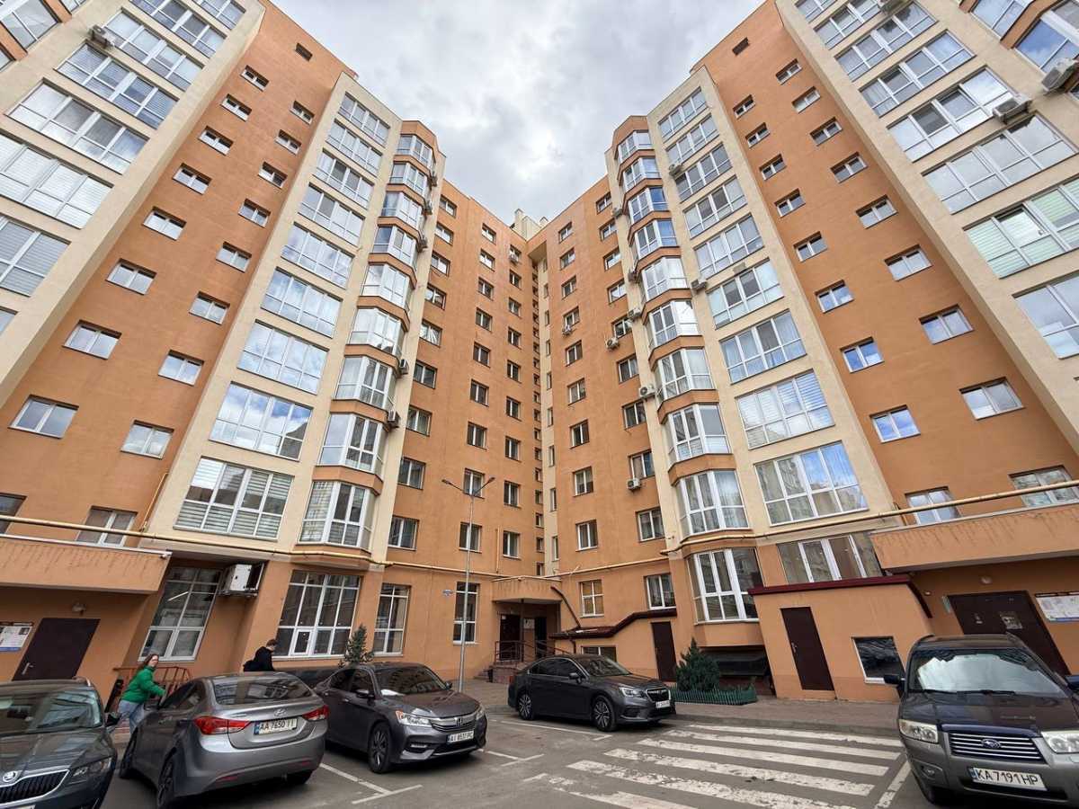 Продажа 3-комнатной квартиры 76 м², Героев Небесной Сотни просп., 26/15