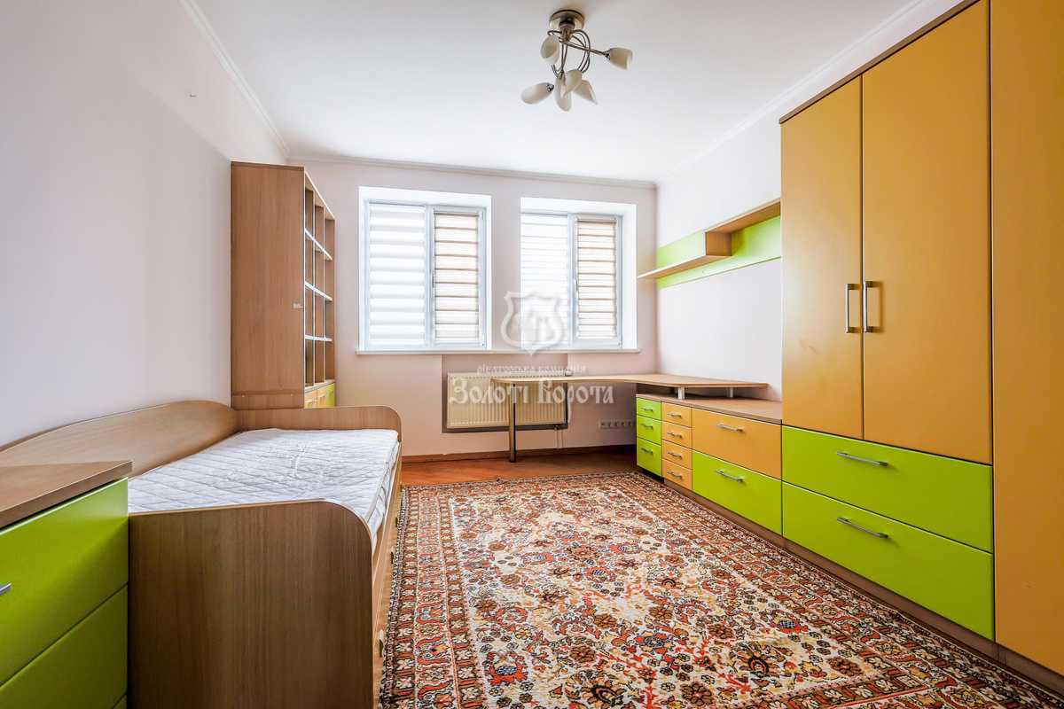 Продажа 4-комнатной квартиры 128.4 м², Михаила Донца ул., Котельникова, 1