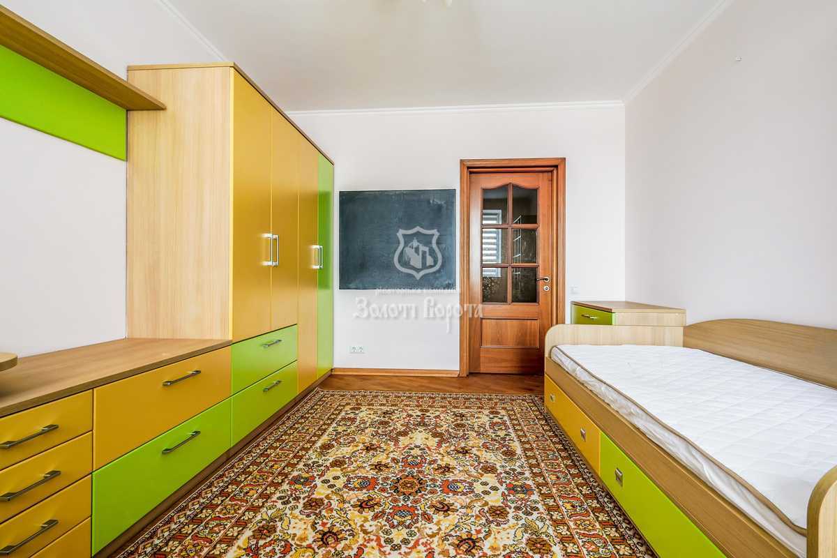 Продажа 4-комнатной квартиры 128.4 м², Михаила Донца ул., Котельникова, 1