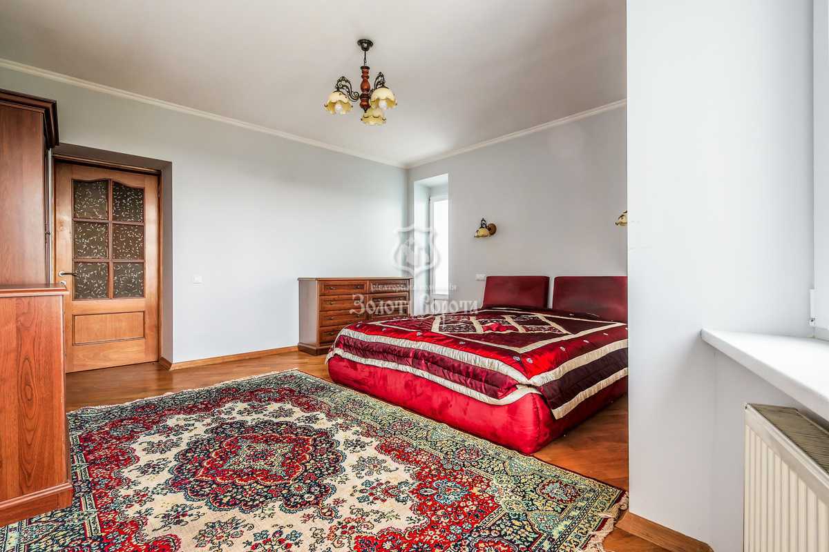 Продажа 4-комнатной квартиры 128.4 м², Михаила Донца ул., Котельникова, 1