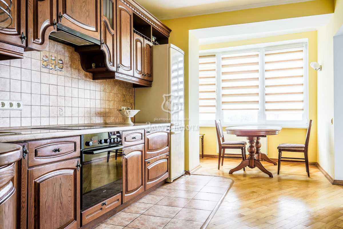 Продажа 4-комнатной квартиры 128.4 м², Михаила Донца ул., Котельникова, 1
