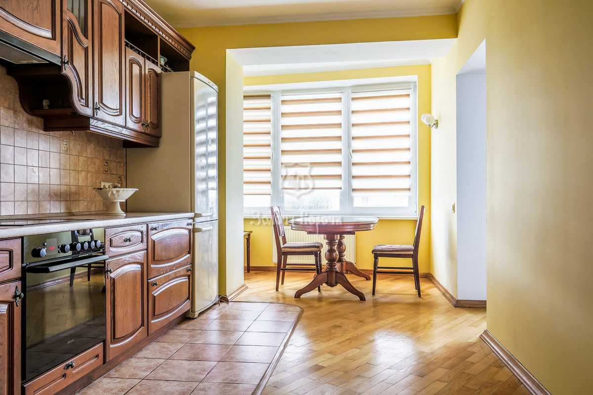 Продажа 4-комнатной квартиры 128.4 м², Михаила Донца ул., Котельникова, 1