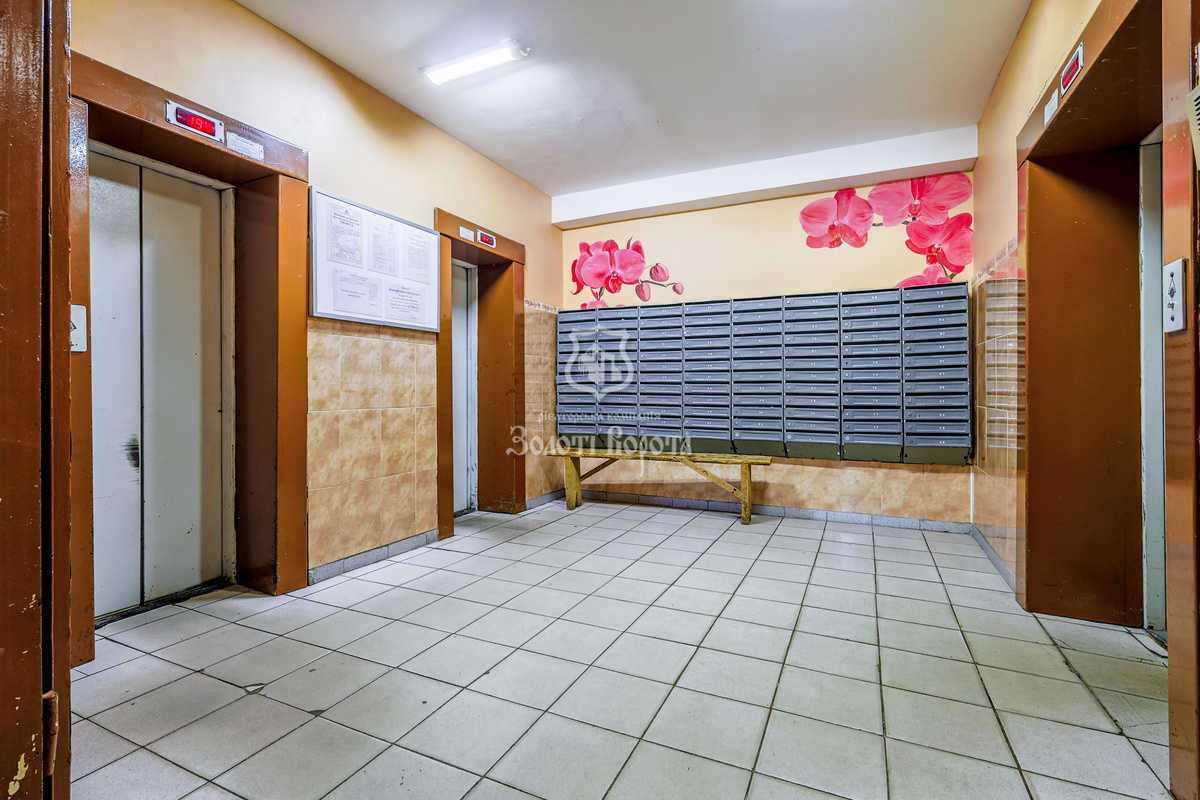 Продажа 4-комнатной квартиры 128.4 м², Михаила Донца ул., Котельникова, 1