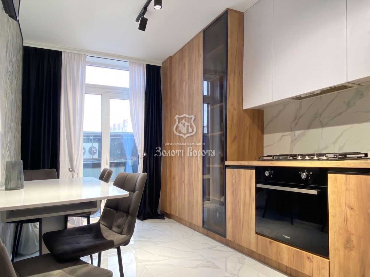 Продажа 2-комнатной квартиры 42 м², Новая ул., Виноградна, 2