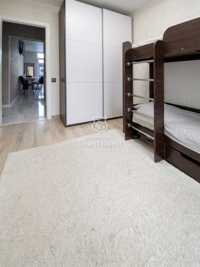 Продажа 2-комнатной квартиры 42 м², Новая ул., Виноградна, 2