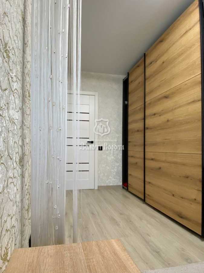 Продажа 2-комнатной квартиры 42 м², Новая ул., Виноградна, 2