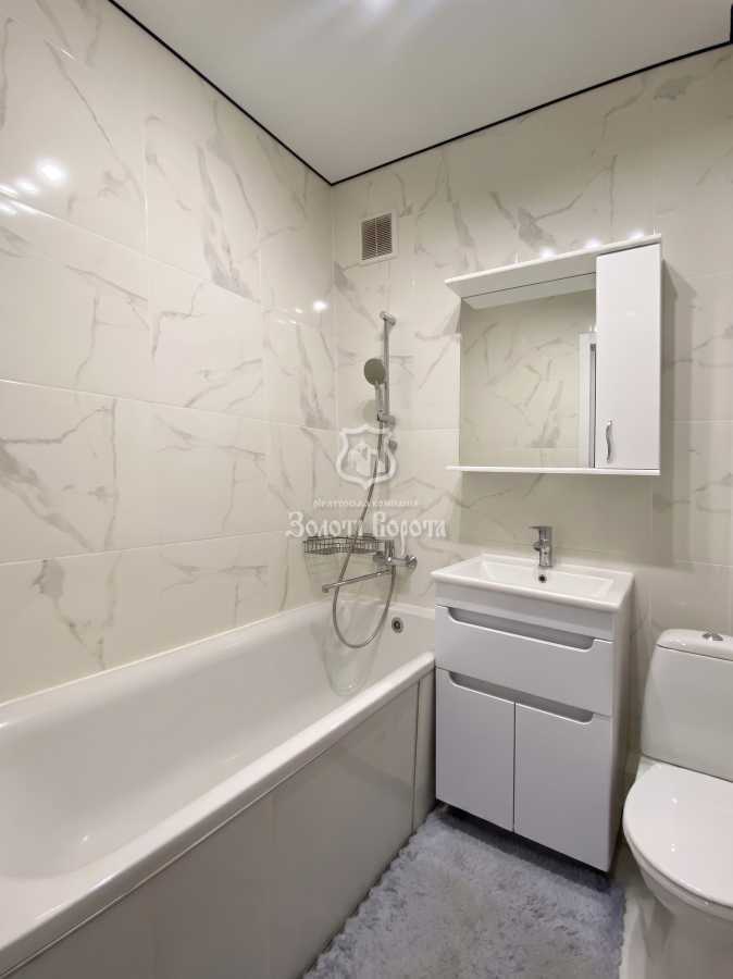 Продажа 2-комнатной квартиры 42 м², Новая ул., Виноградна, 2