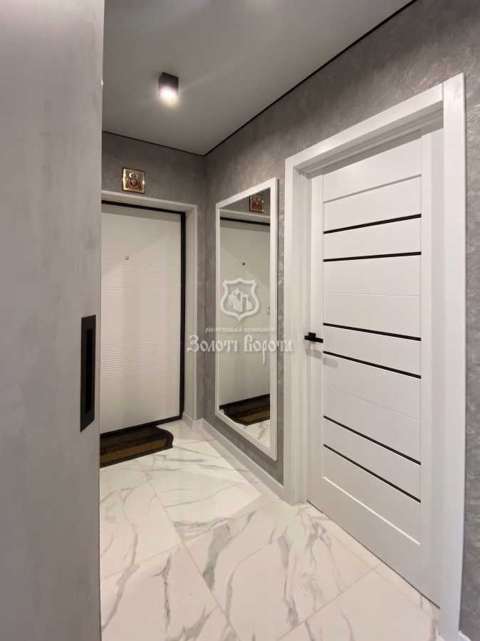Продажа 2-комнатной квартиры 42 м², Новая ул., Виноградна, 2