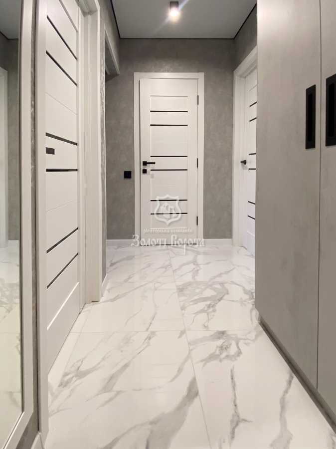 Продажа 2-комнатной квартиры 42 м², Новая ул., Виноградна, 2