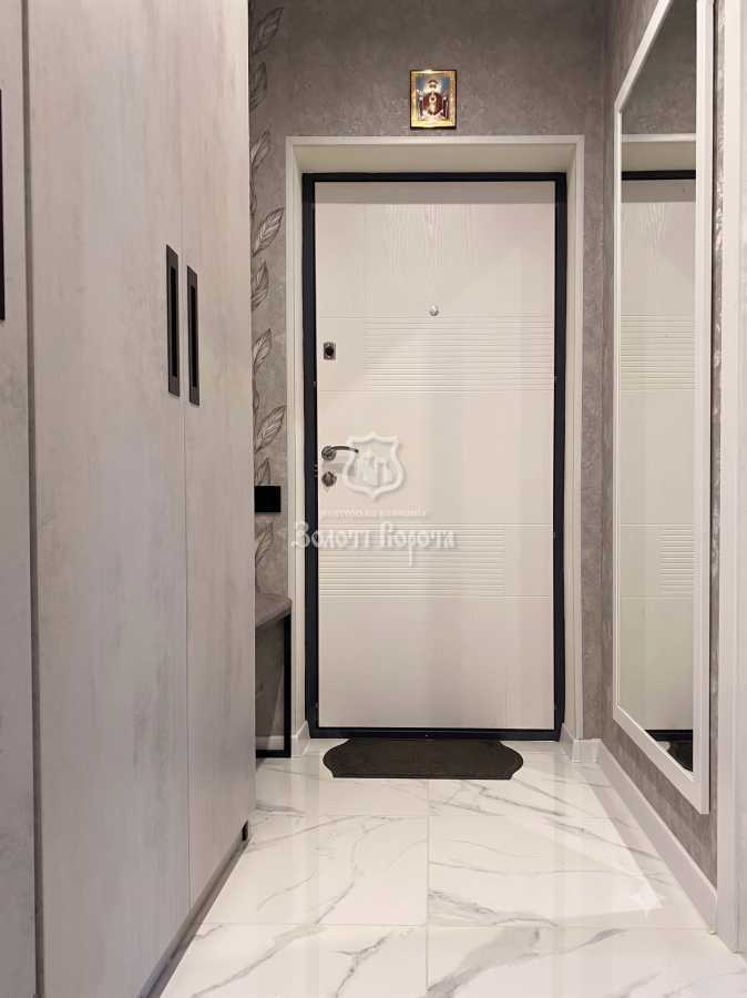 Продажа 2-комнатной квартиры 42 м², Новая ул., Виноградна, 2