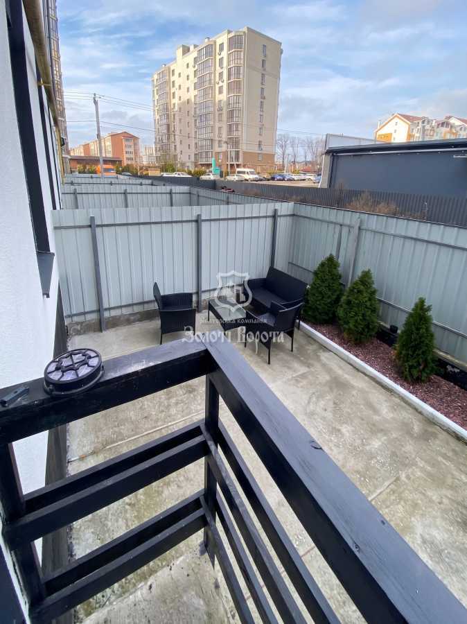 Продажа 2-комнатной квартиры 42 м², Новая ул., Виноградна, 2