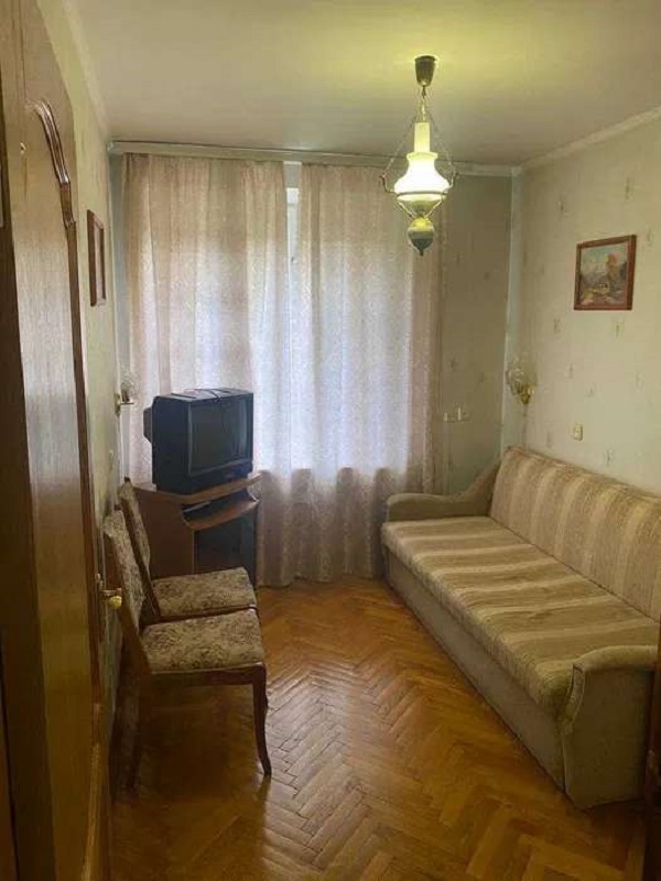 Продаж 2-кімнатної квартири 41 м², Червоноткацька вул., 29