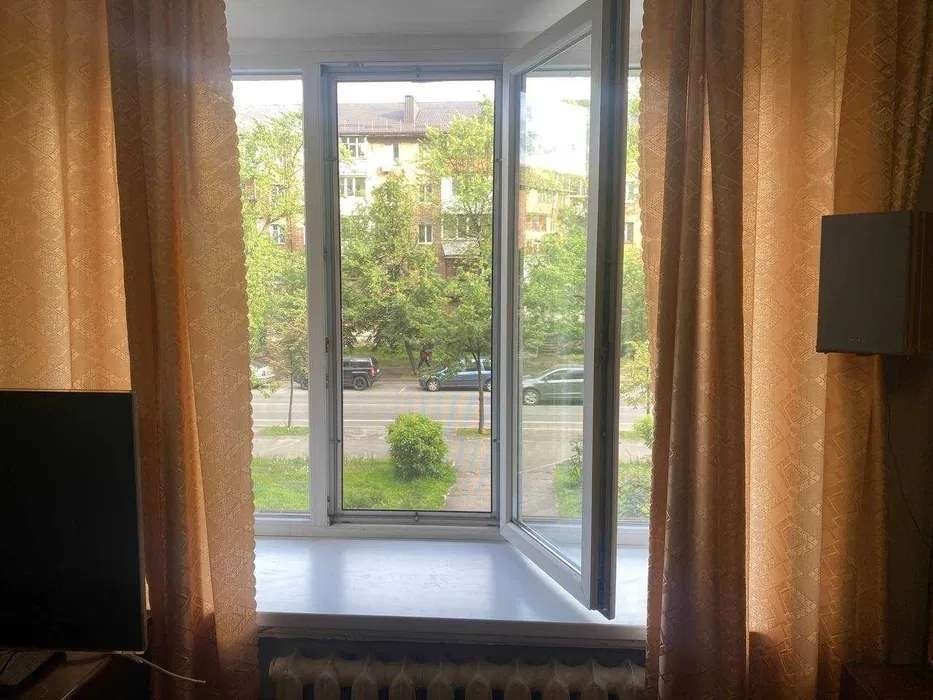 Продаж 2-кімнатної квартири 41 м², Червоноткацька вул., 29