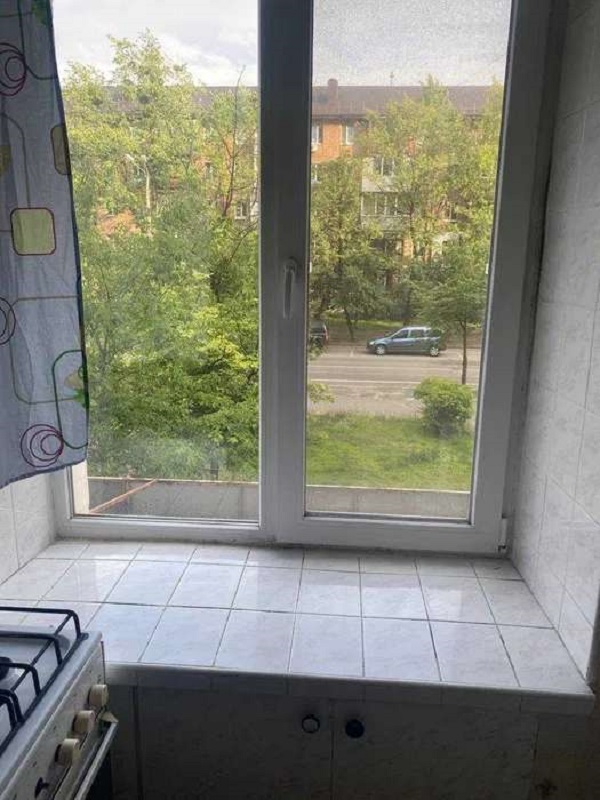 Продаж 2-кімнатної квартири 41 м², Червоноткацька вул., 29