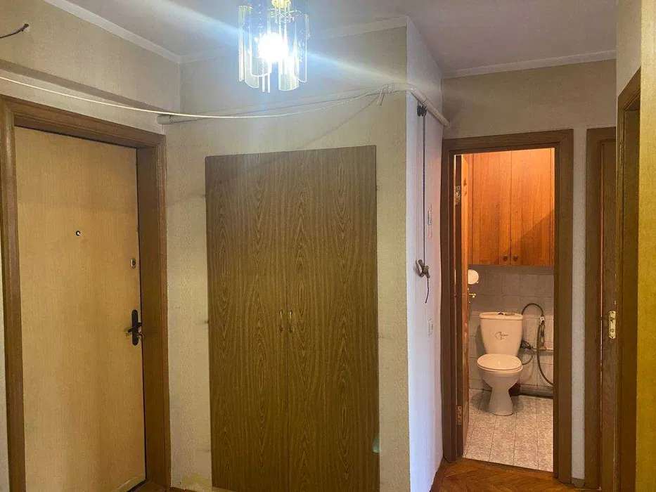 Продаж 2-кімнатної квартири 41 м², Червоноткацька вул., 29