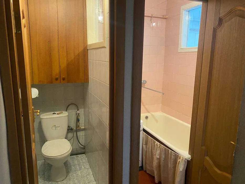 Продаж 2-кімнатної квартири 41 м², Червоноткацька вул., 29