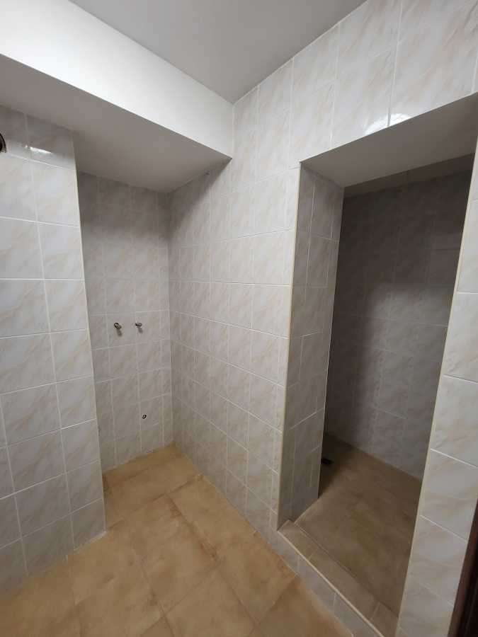Продажа 2-комнатной квартиры 70 м², Боголюбова ул., 6