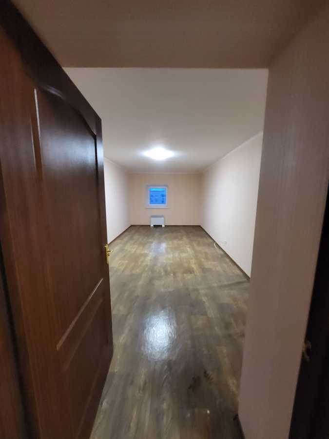 Продажа 2-комнатной квартиры 70 м², Боголюбова ул., 6
