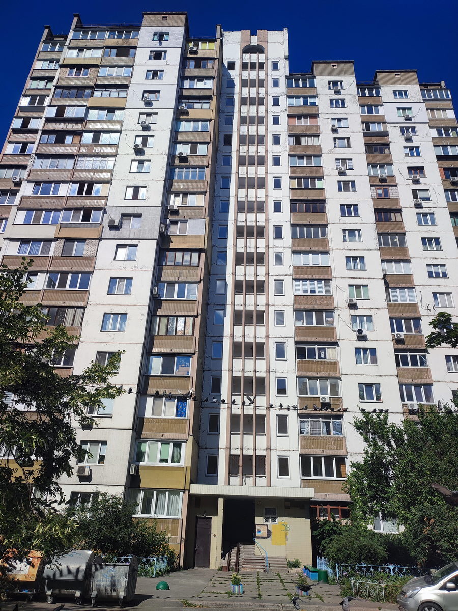 Продажа 2-комнатной квартиры 55.2 м², Драгоманова ул., 3В