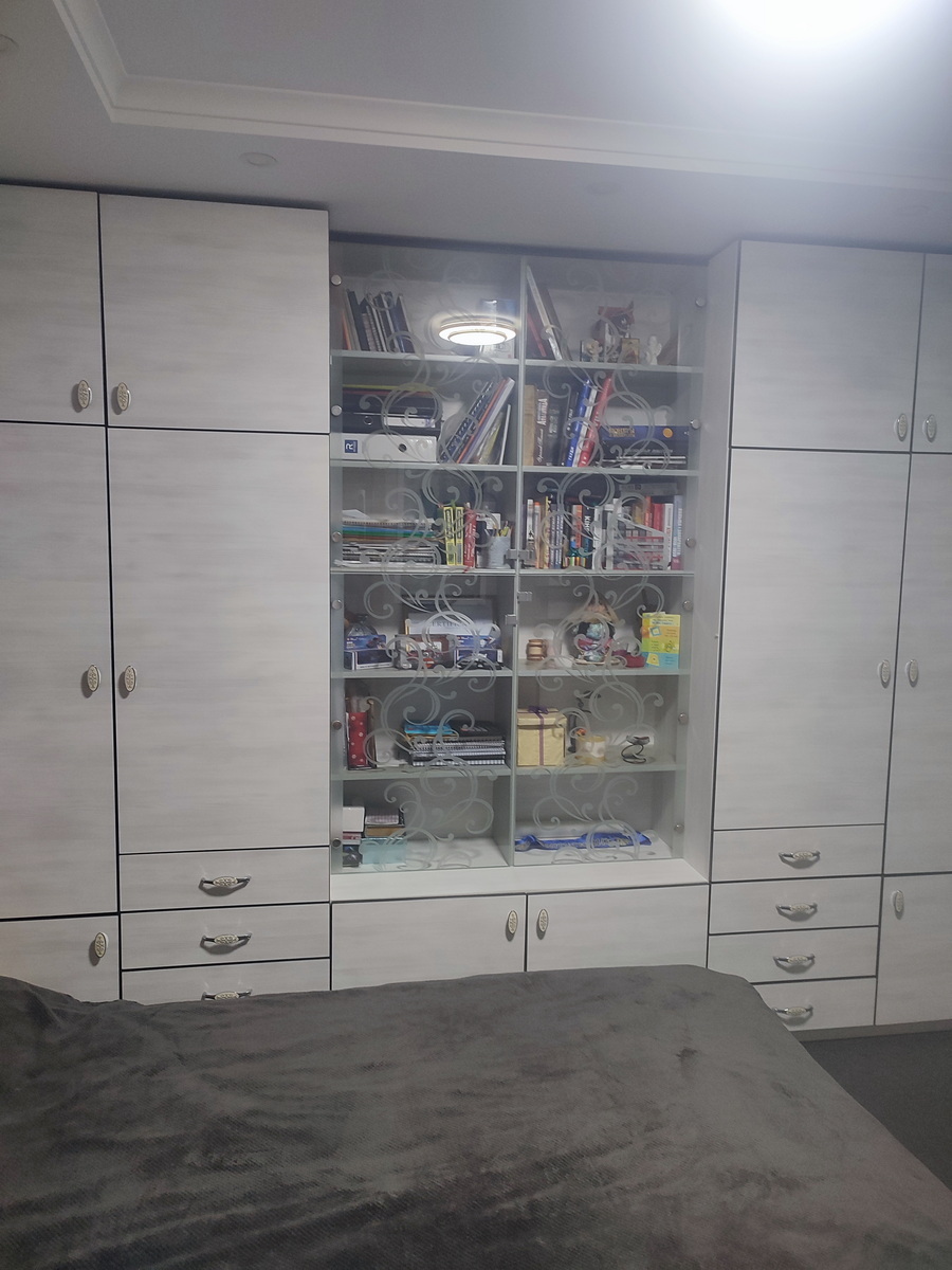 Продажа 2-комнатной квартиры 55.2 м², Драгоманова ул., 3В
