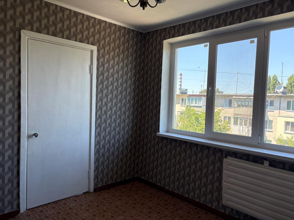 Продажа 3-комнатной квартиры 48 м², правобережна 44