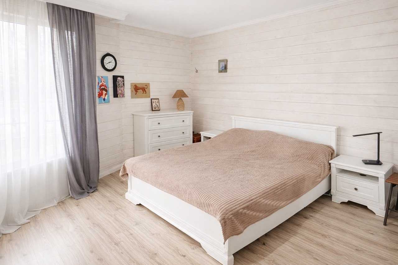 Продажа коттеджа 300 м², придеснянська, 72
