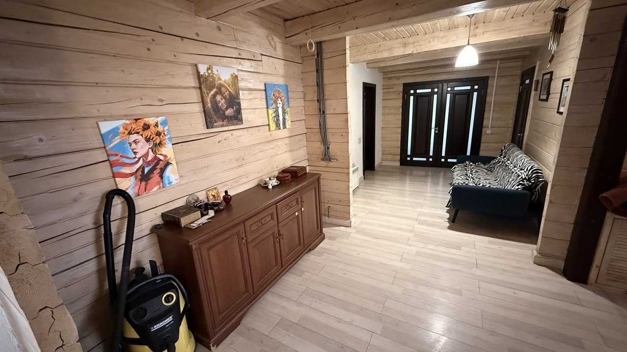 Продажа коттеджа 300 м², придеснянська, 72