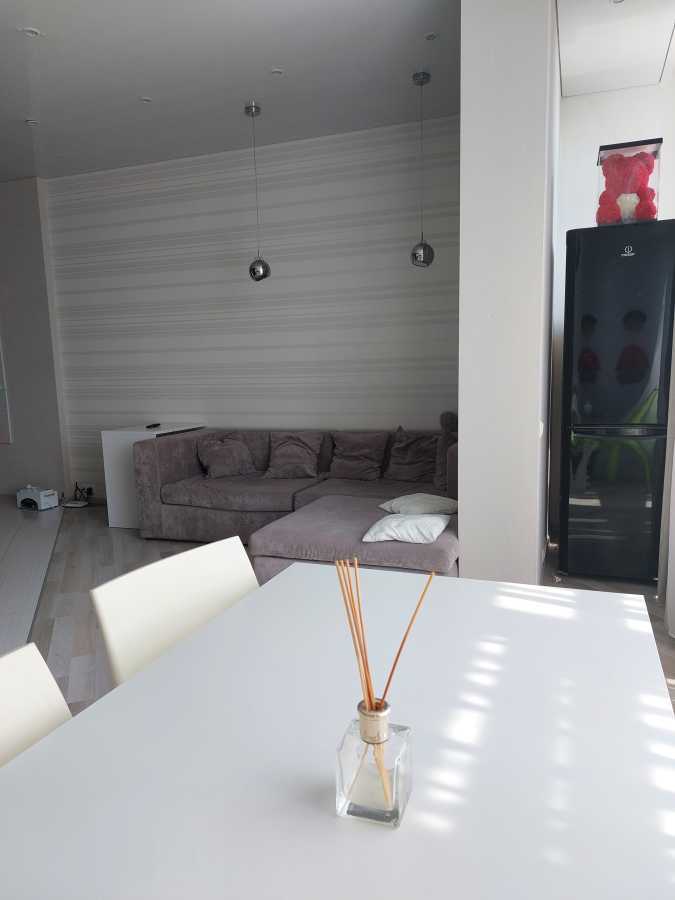 Оренда 2-кімнатної квартири 50 м², Жилянська вул., 118