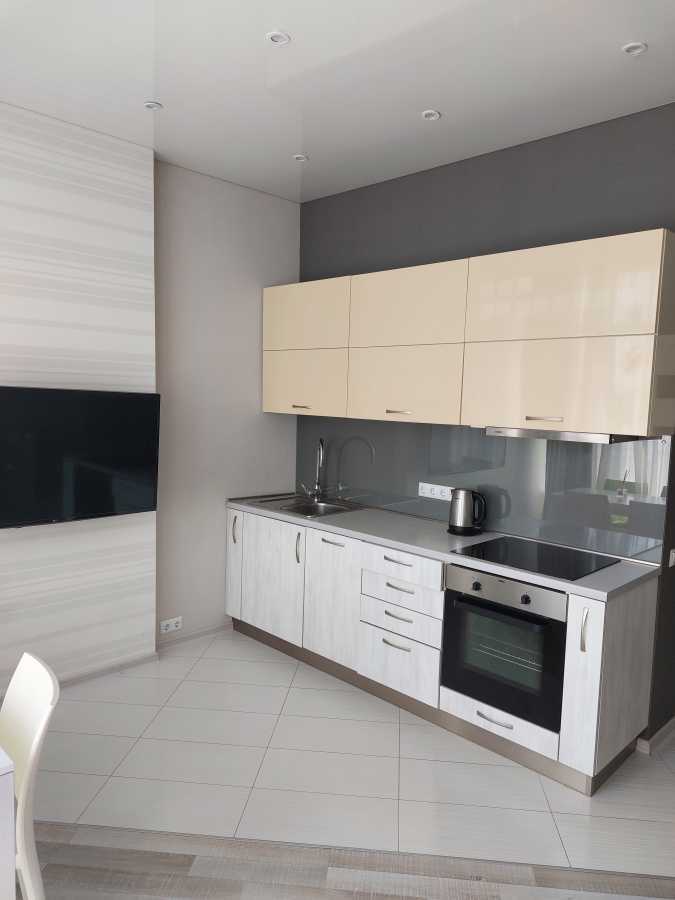 Оренда 2-кімнатної квартири 50 м², Жилянська вул., 118