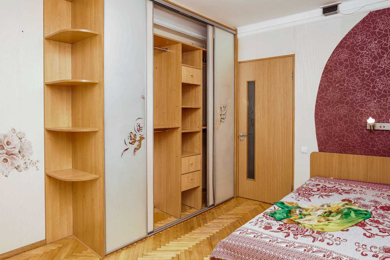 Продажа 2-комнатной квартиры 67.8 м², Тулузы ул., 26