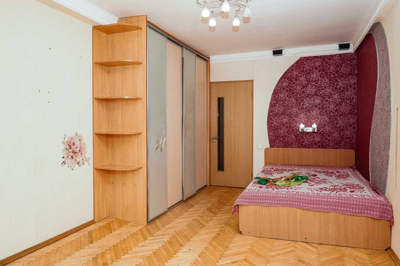 Продажа 2-комнатной квартиры 67.8 м², Тулузы ул., 26