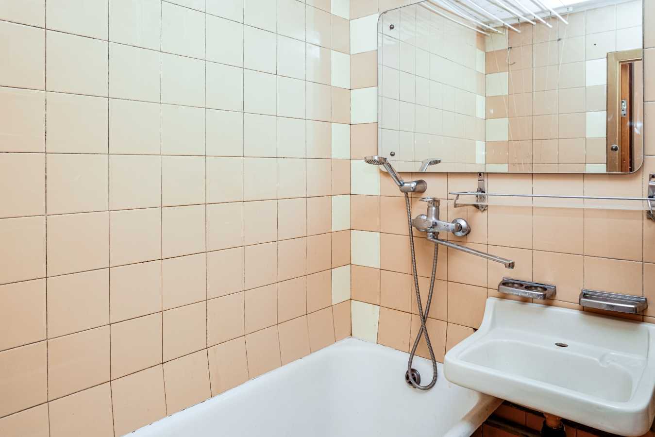 Продажа 2-комнатной квартиры 67.8 м², Тулузы ул., 26