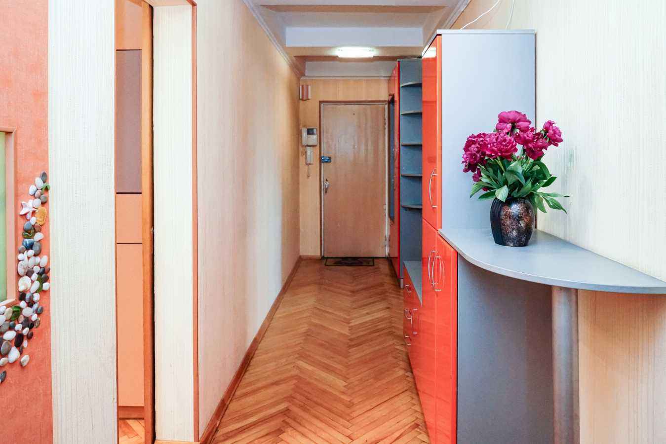 Продажа 2-комнатной квартиры 67.8 м², Тулузы ул., 26