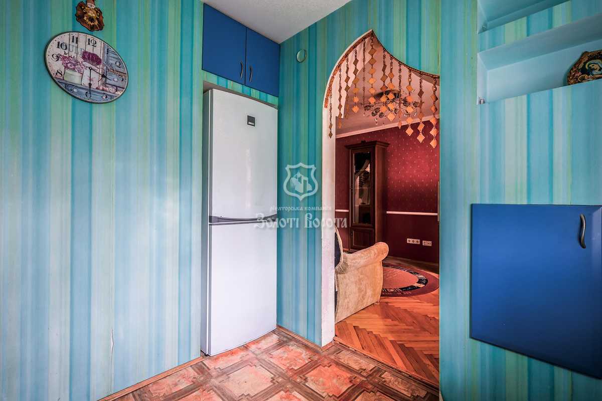 Продажа 3-комнатной квартиры 57.25 м², Академика Каблукова ул., 9