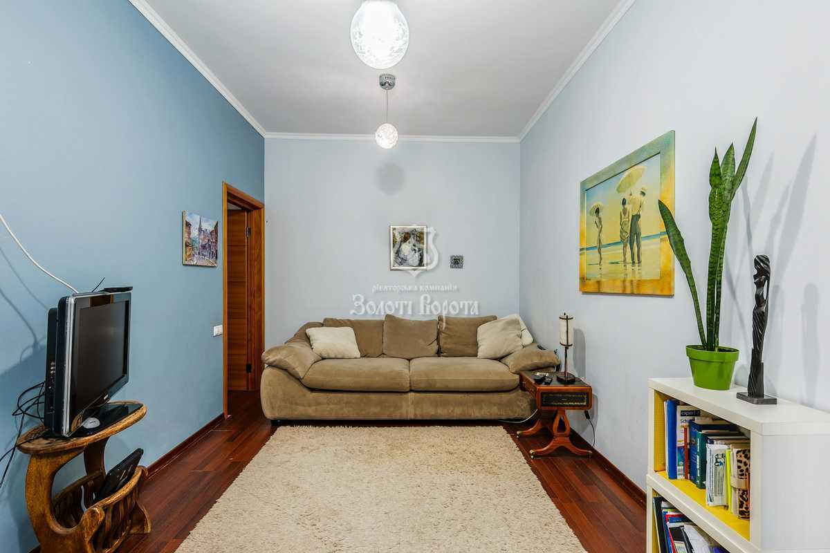 Продажа 3-комнатной квартиры 82.2 м², Искровская ул., 3