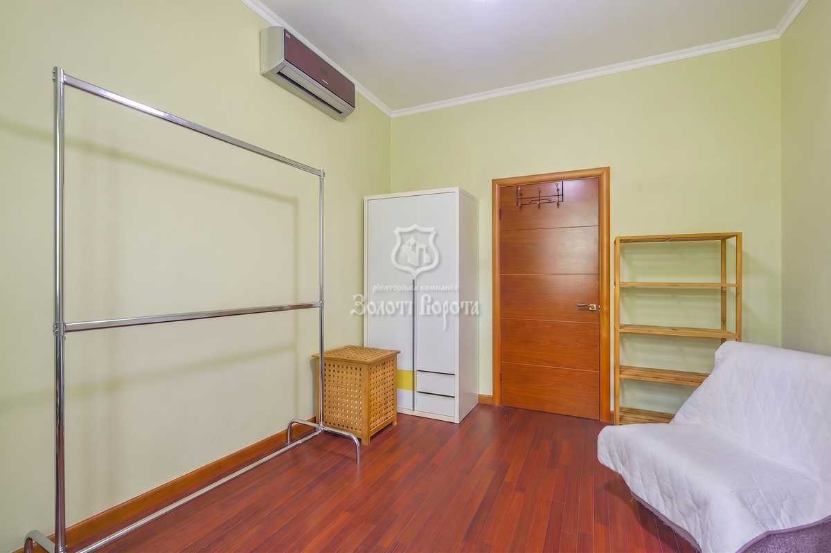 Продажа 3-комнатной квартиры 82.2 м², Искровская ул., 3