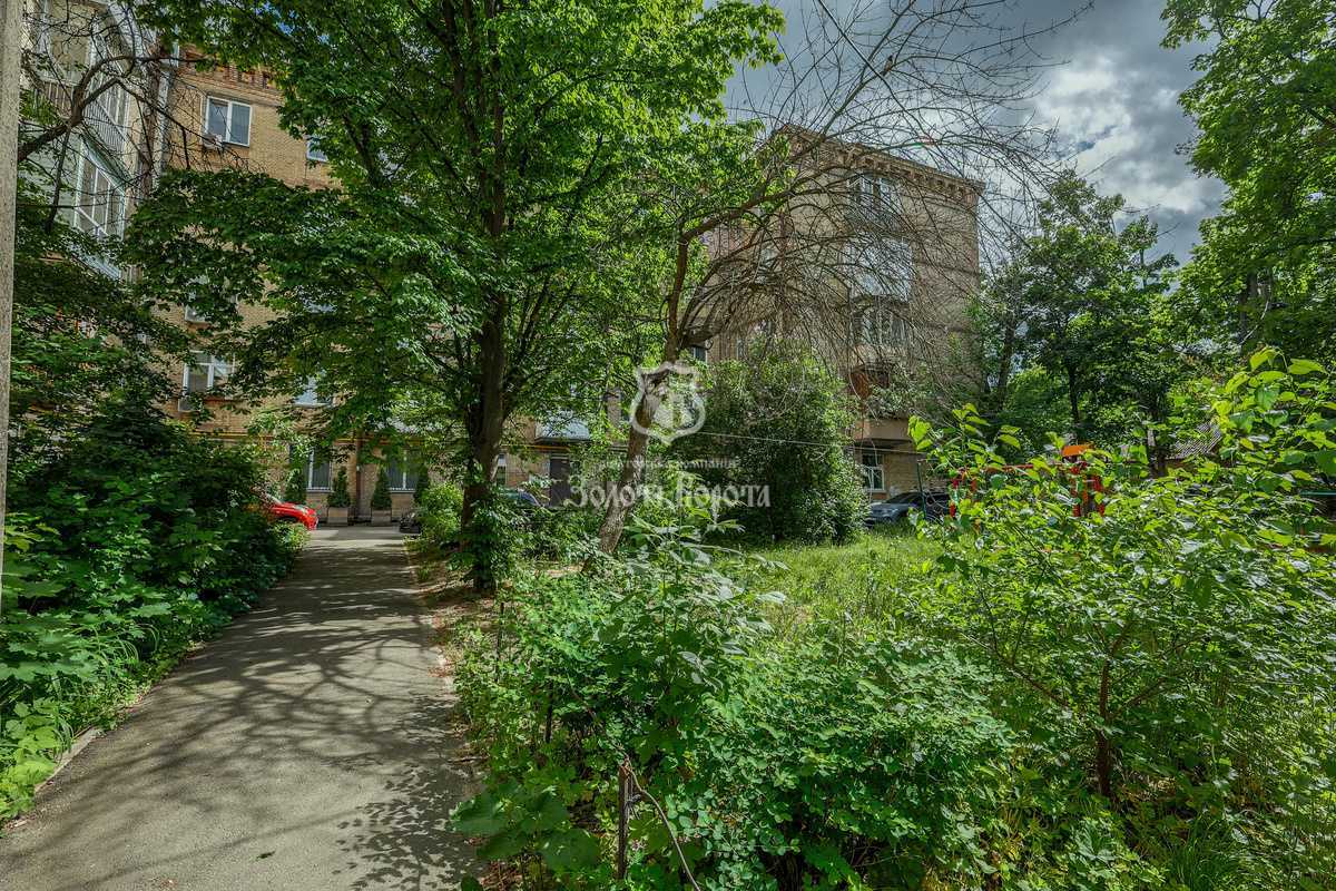 Продажа 3-комнатной квартиры 82.2 м², Искровская ул., 3
