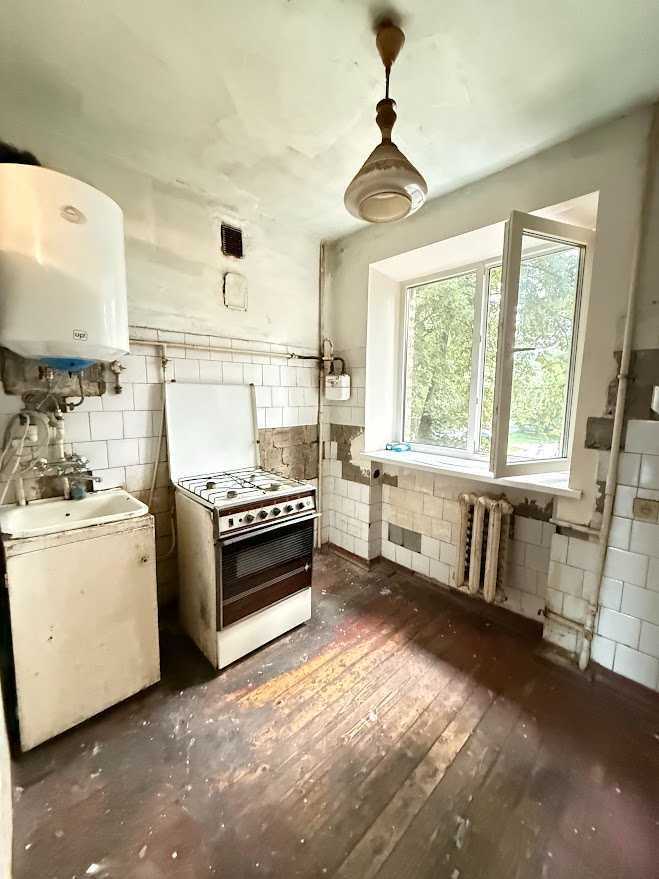 Продажа 3-комнатной квартиры 64 м², Жуковского ул.