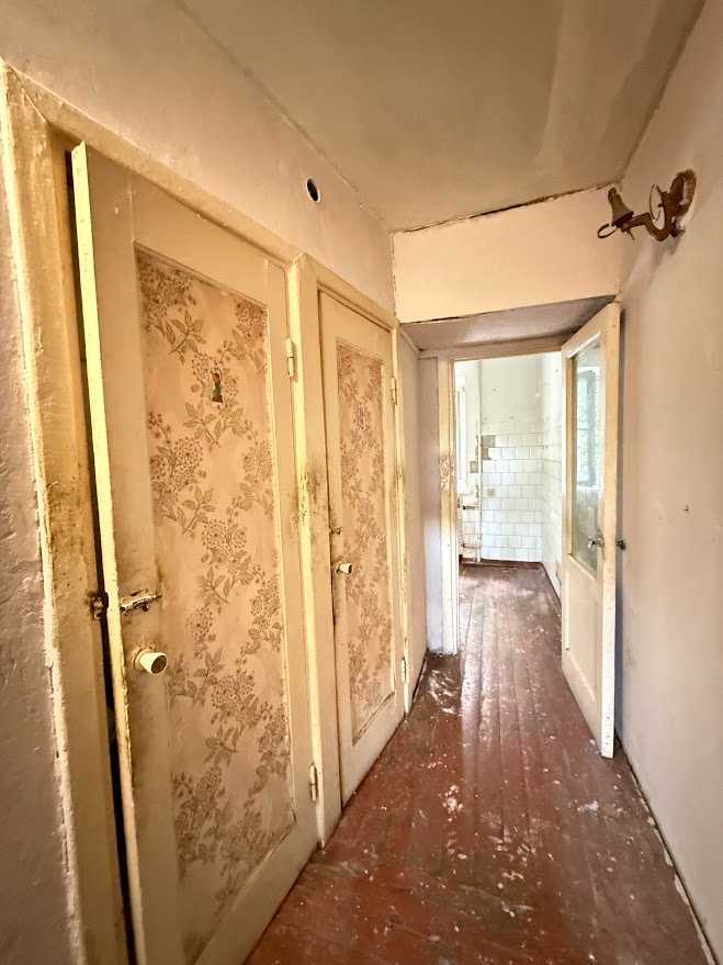 Продажа 3-комнатной квартиры 64 м², Жуковского ул.