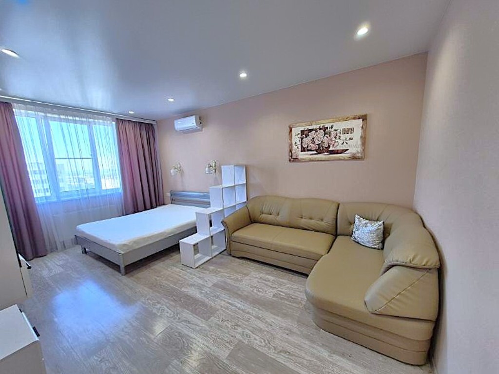 Продаж 1-кімнатної квартири 45 м², Костанді вул., 162/1