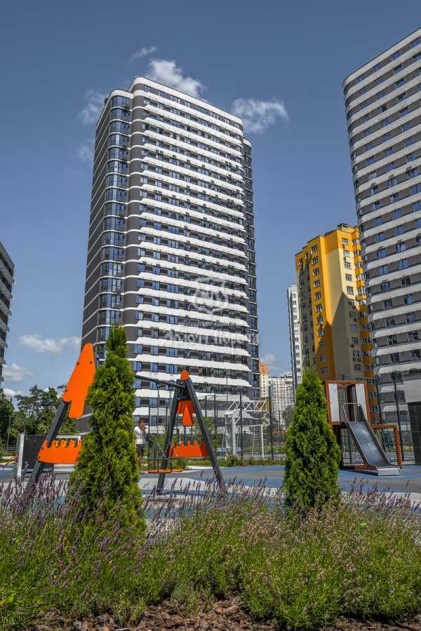 Продажа 2-комнатной квартиры 64.1 м², Воскресенская ул., 2В