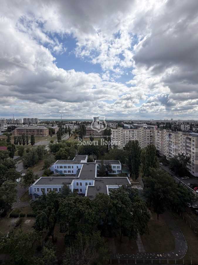 Продажа 1-комнатной квартиры 33.7 м², Радужная ул., 19