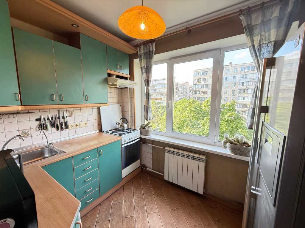 Продажа 3-комнатной квартиры 62 м², Березняковская ул., 38