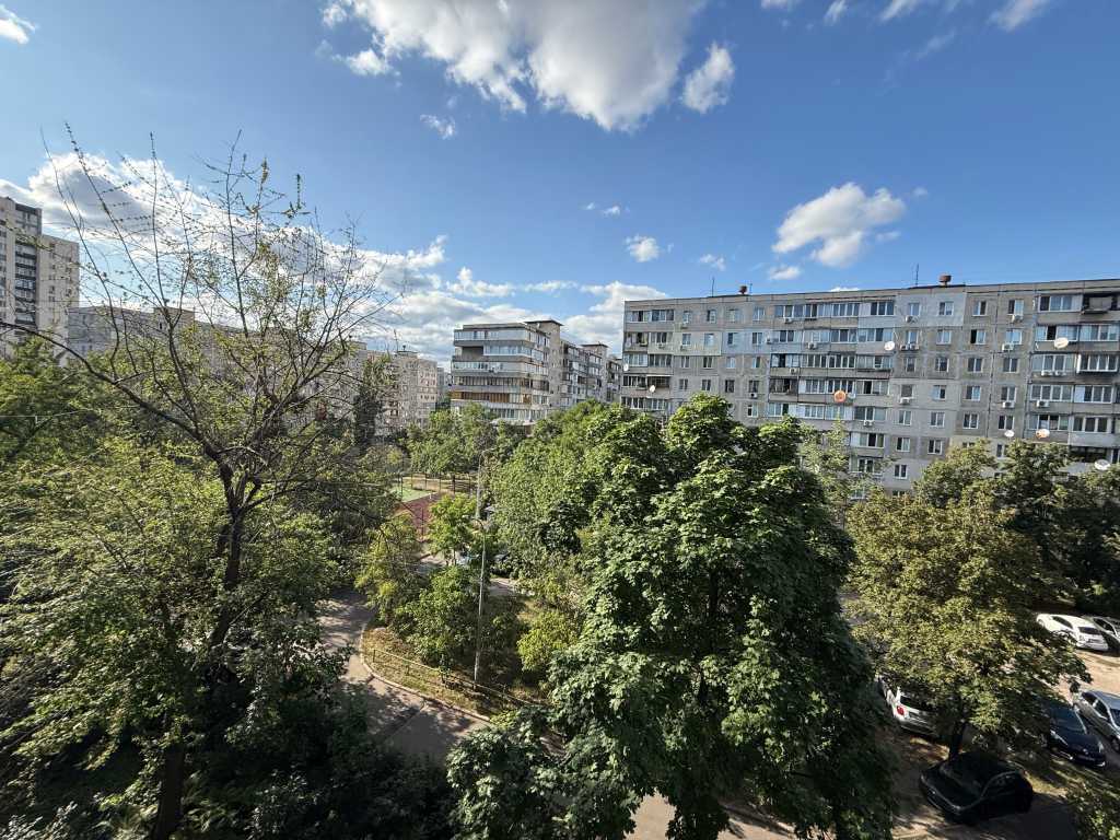 Продажа 3-комнатной квартиры 62 м², Березняковская ул., 38