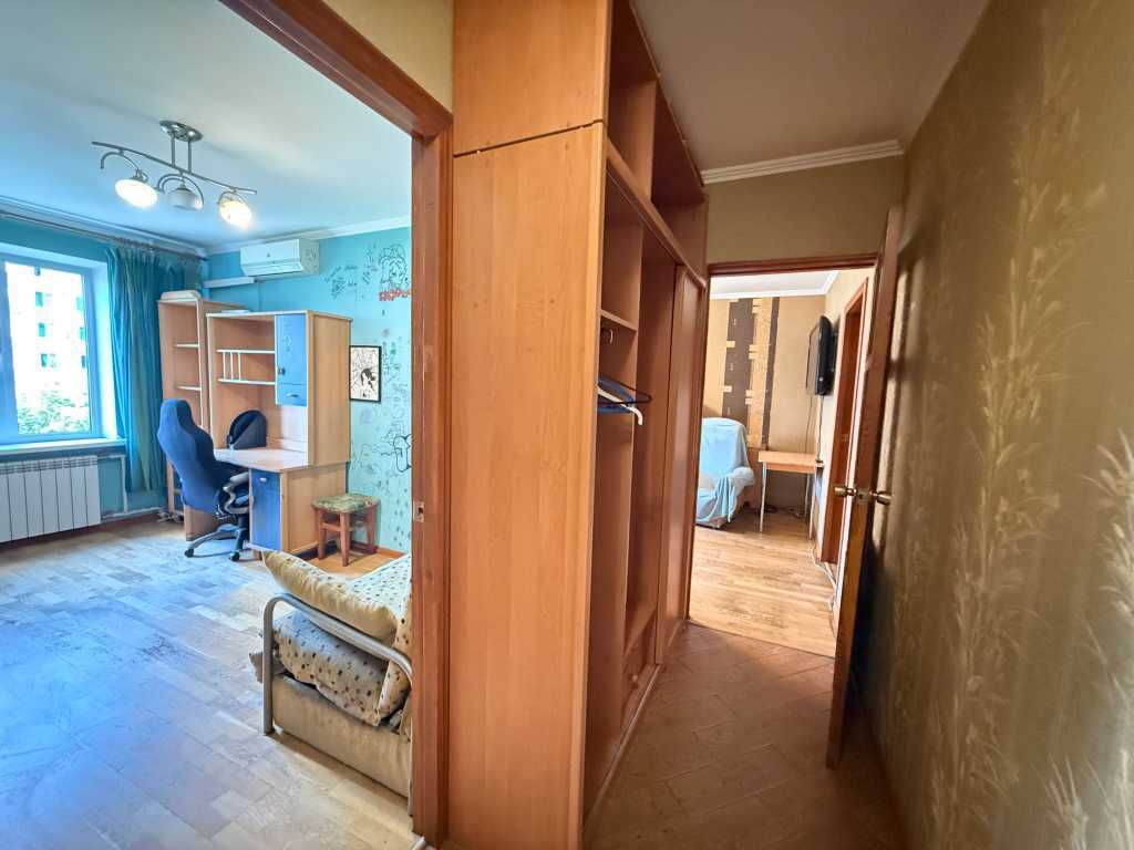 Продажа 3-комнатной квартиры 62 м², Березняковская ул., 38